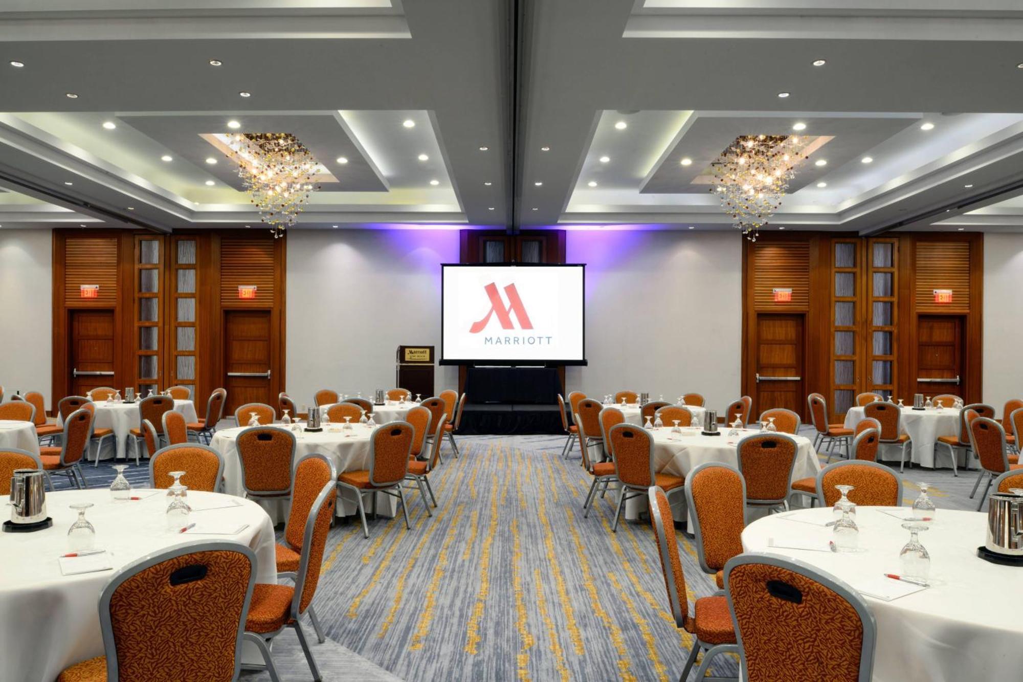 Long Beach Marriott מראה חיצוני תמונה